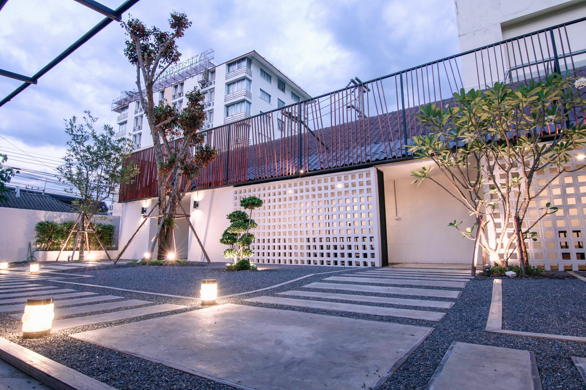 Zen Hostel Chiangmai Чиангмай Экстерьер фото