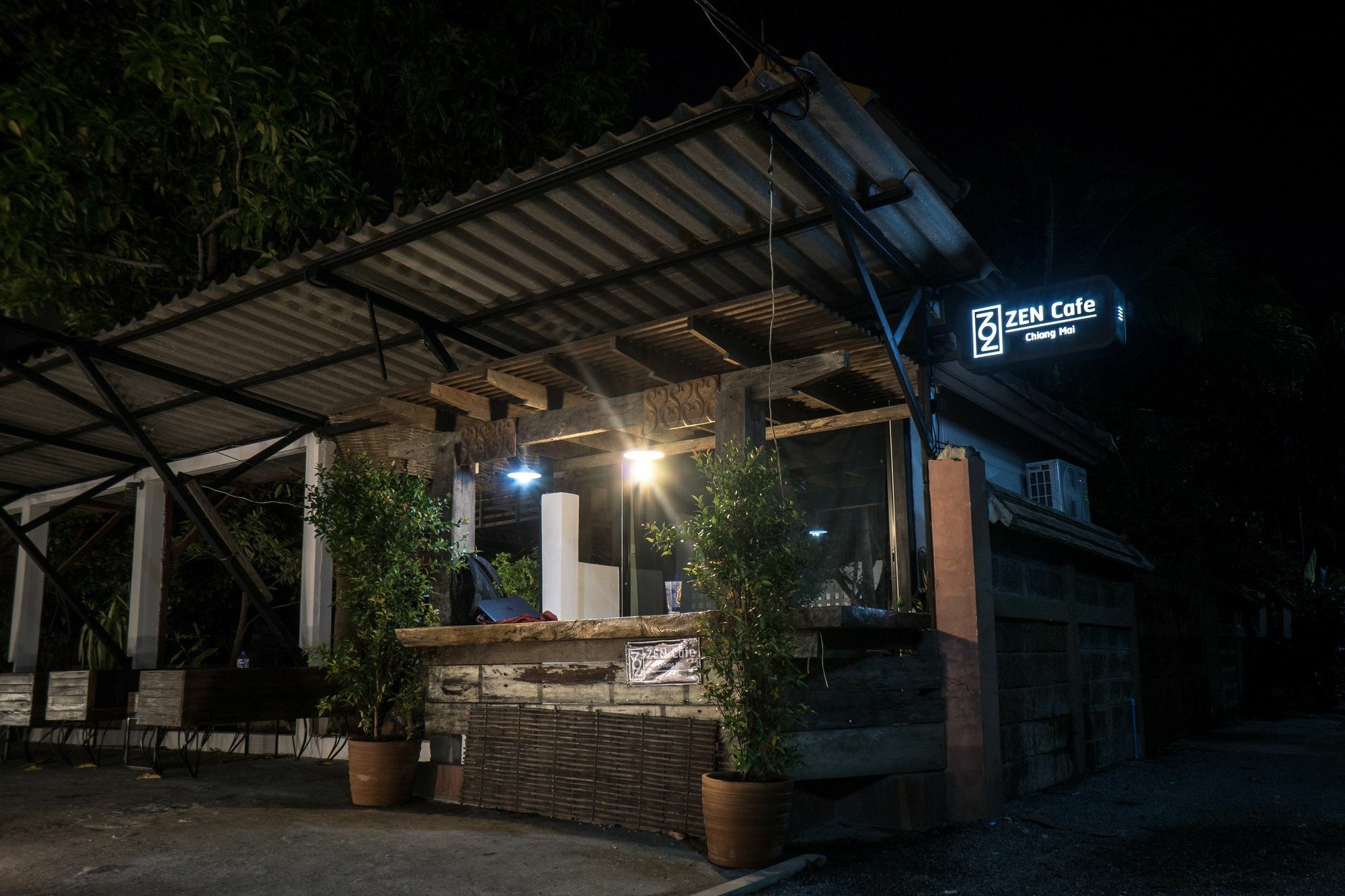 Zen Hostel Chiangmai Чиангмай Экстерьер фото