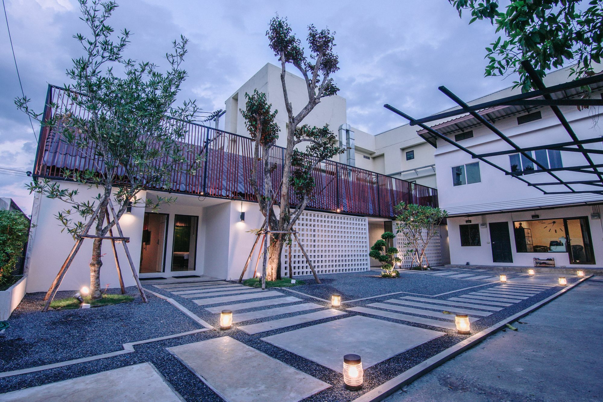 Zen Hostel Chiangmai Чиангмай Экстерьер фото